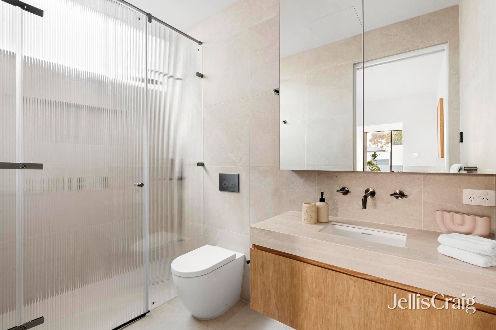 32 Strabane Avenue, Mont&nbsp;Albert&nbsp;North image 21