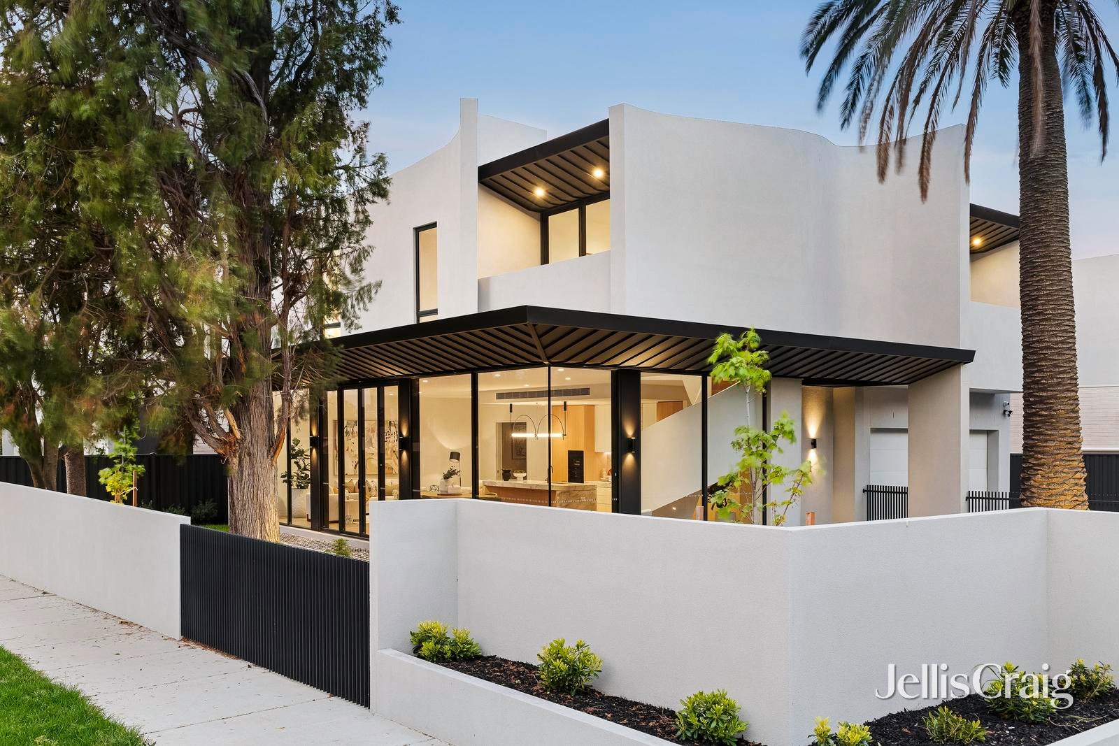 32 Strabane Avenue, Mont&nbsp;Albert&nbsp;North image 24