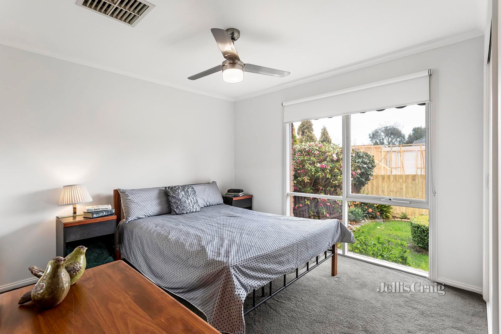 3/2 Surrey Street, Ringwood image 5