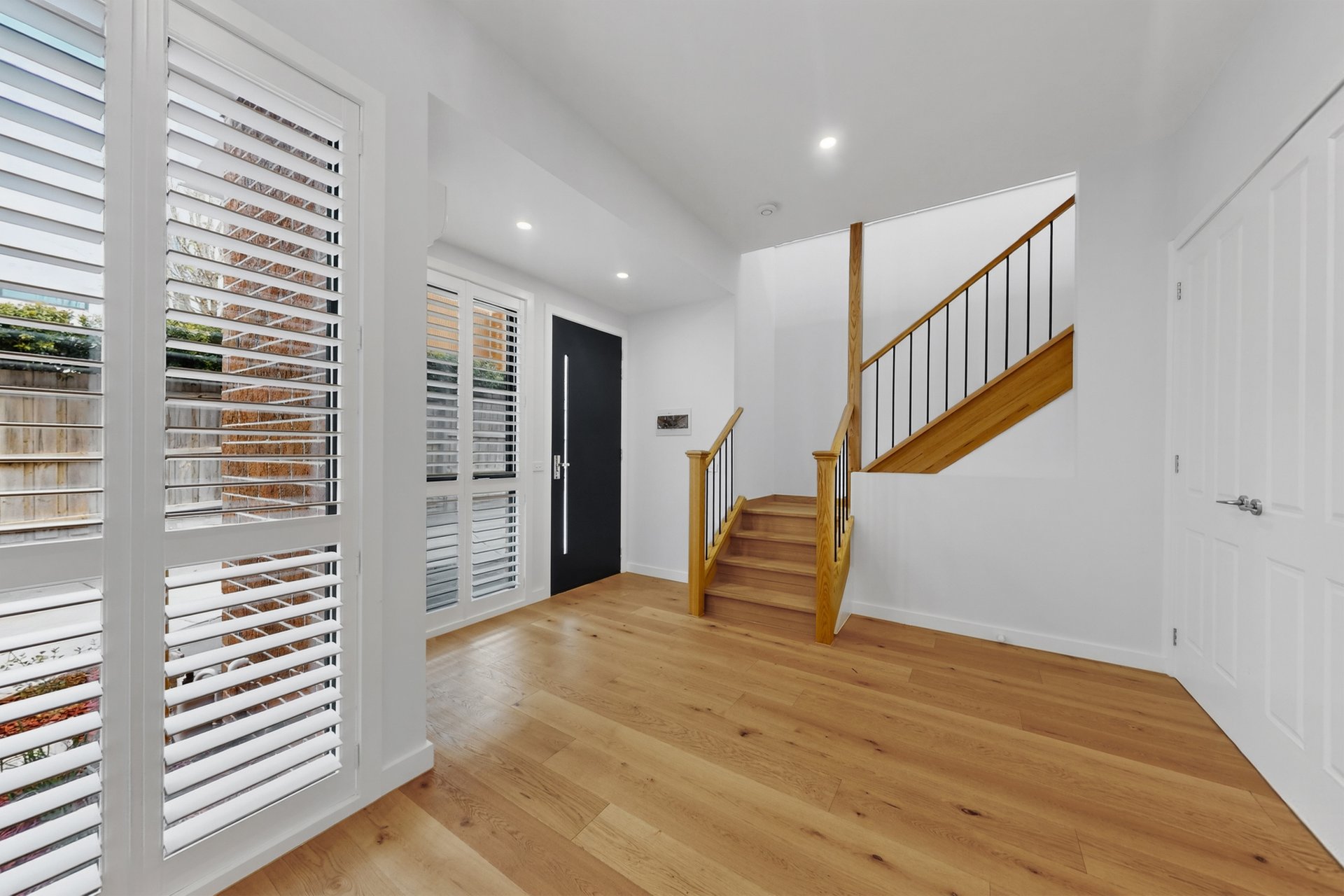 3/2 Tennyson Street, Highett image 3