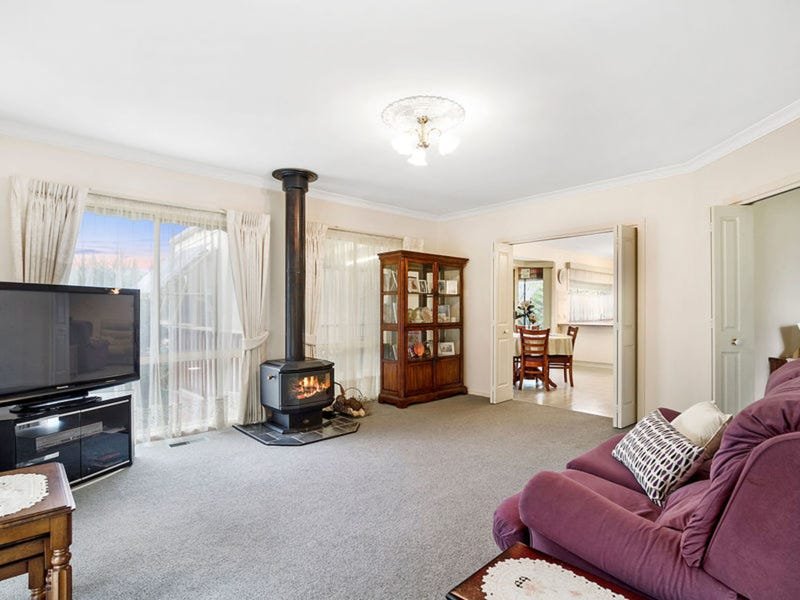 32 The Circuit, Lilydale image 3