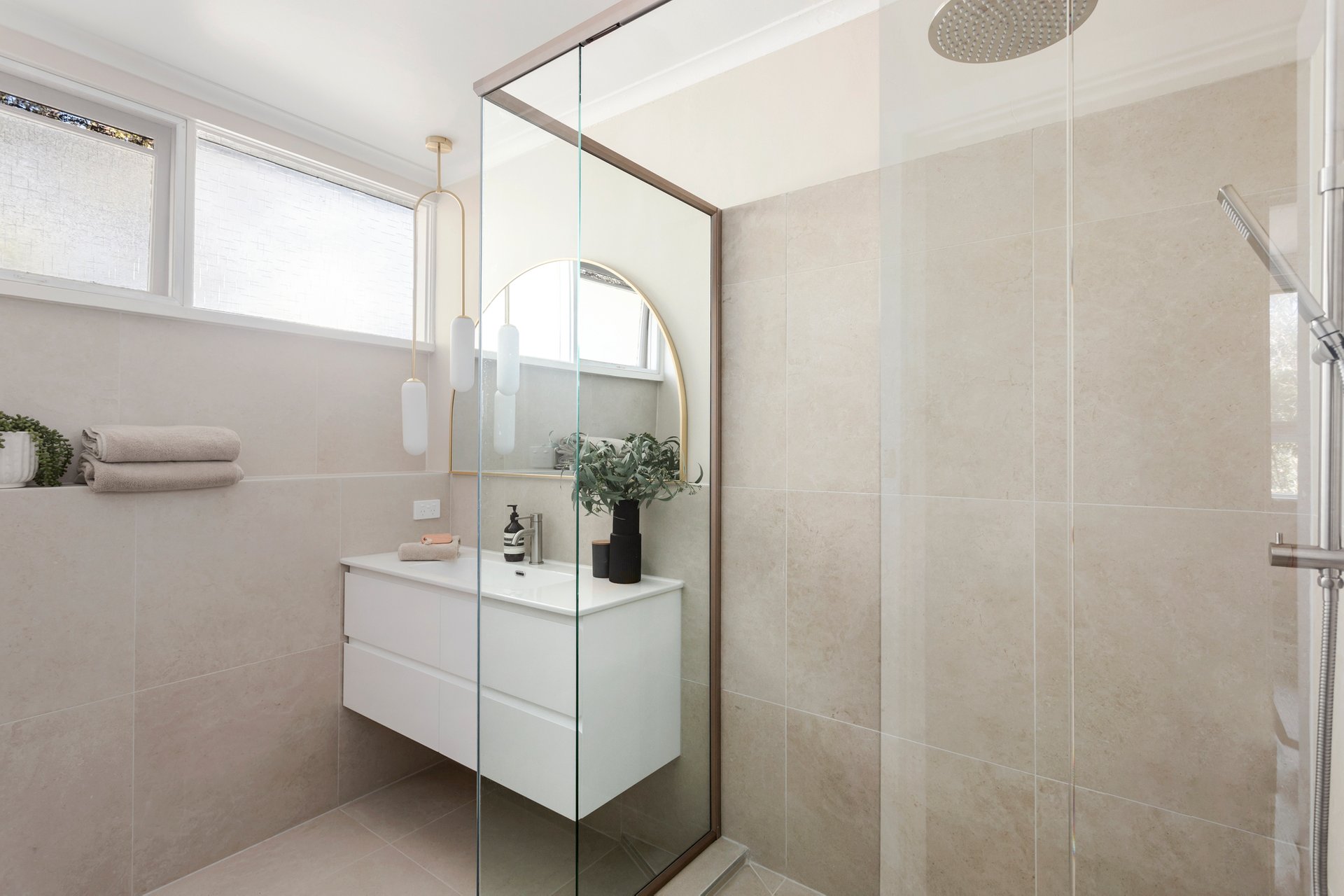 Property Gallery Thumbnail 8
