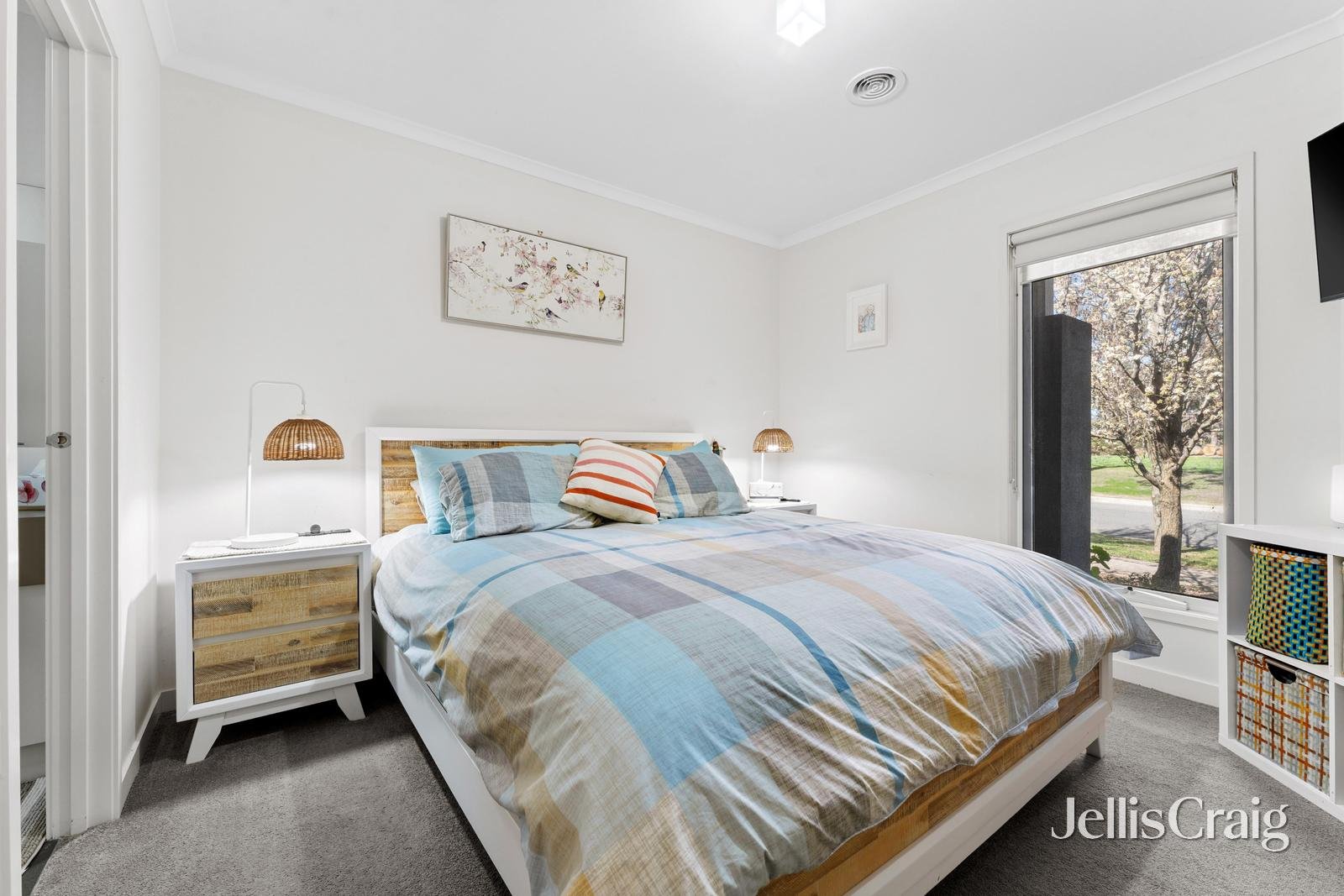 32 Warburton Drive, Lucas image 8