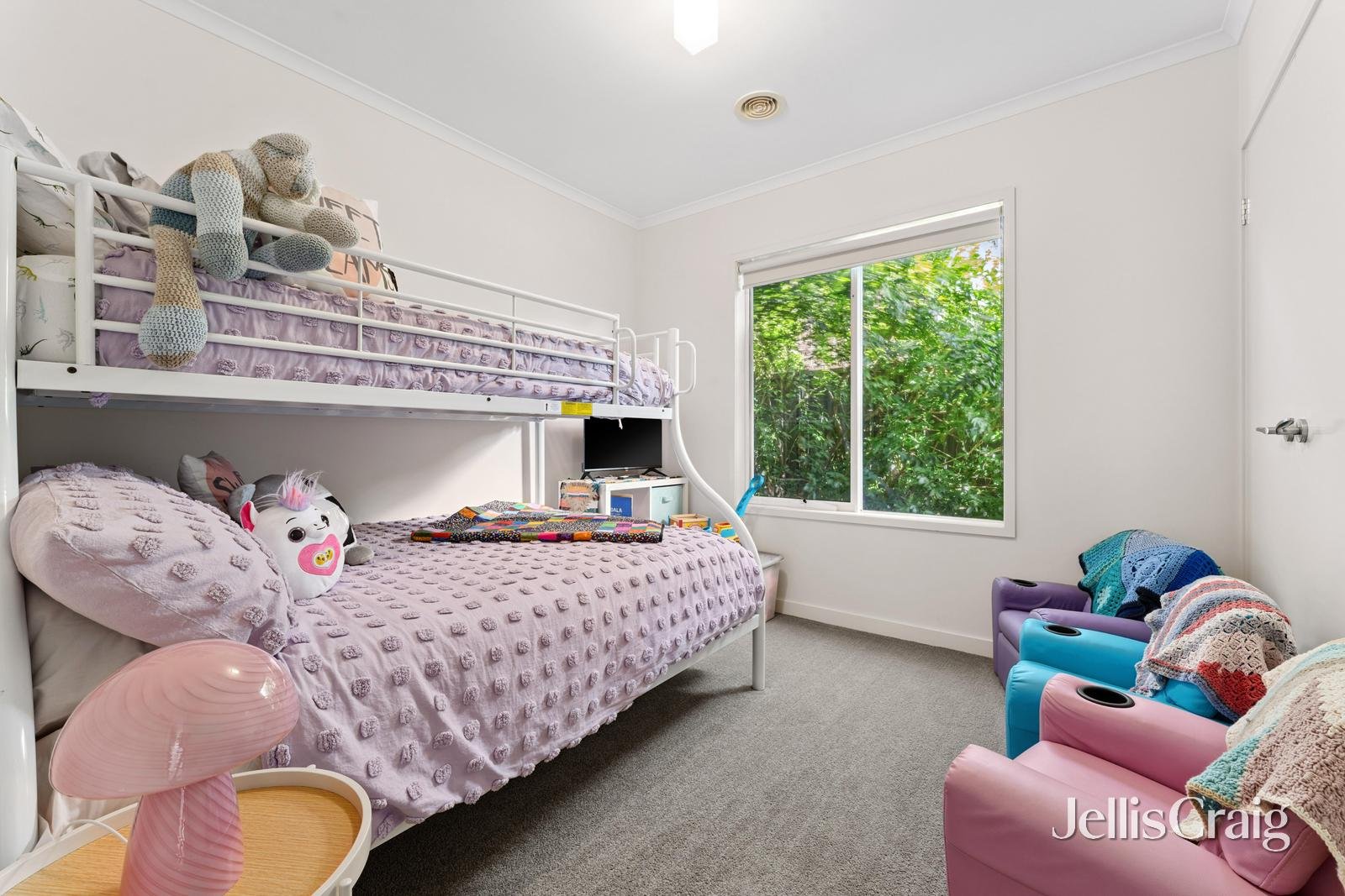 32 Warburton Drive, Lucas image 12