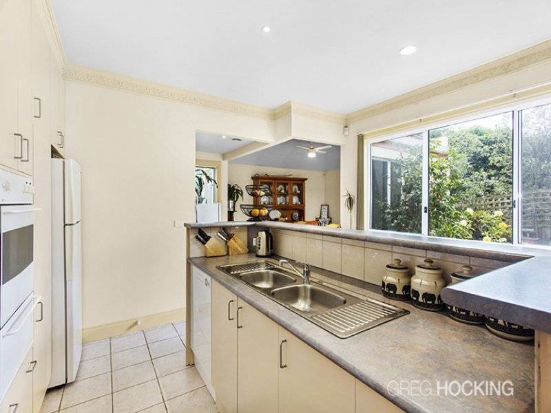 3/2 Wilga Avenue, Altona image 4