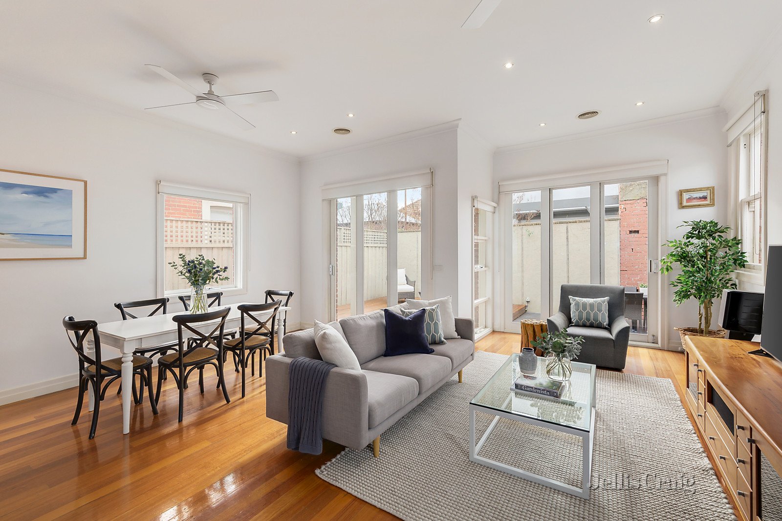 32 York Street, St Kilda West image 2