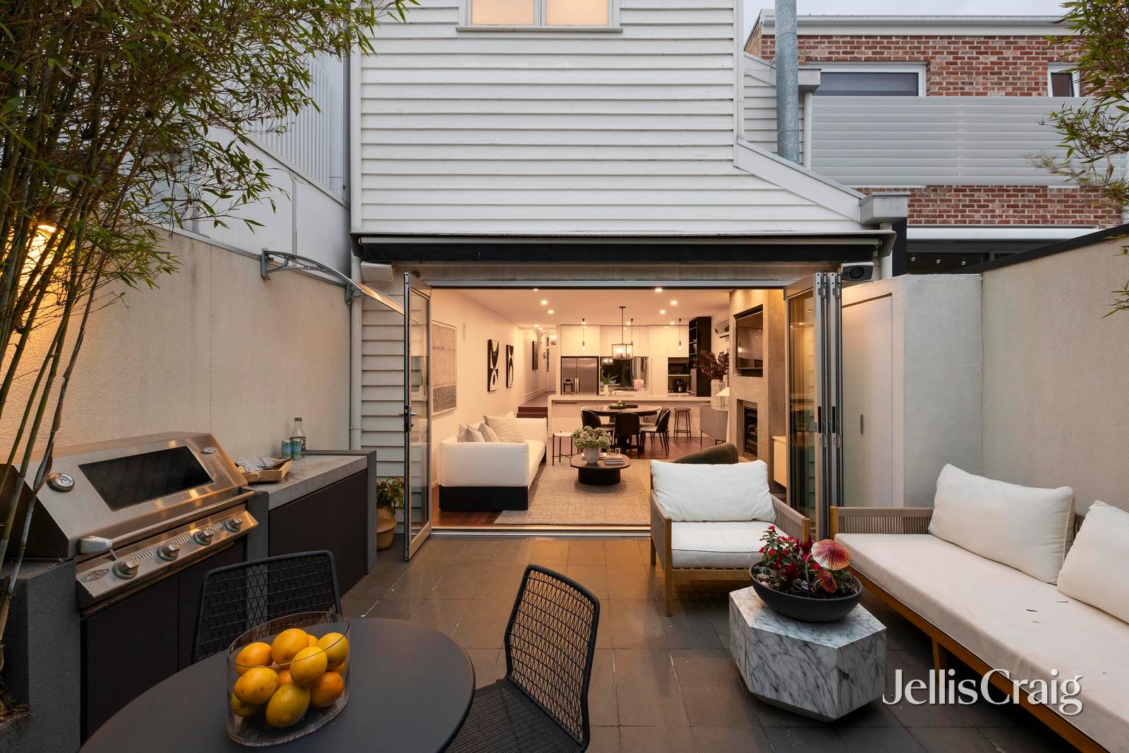 32 Young Street, Albert&nbsp;Park image 8