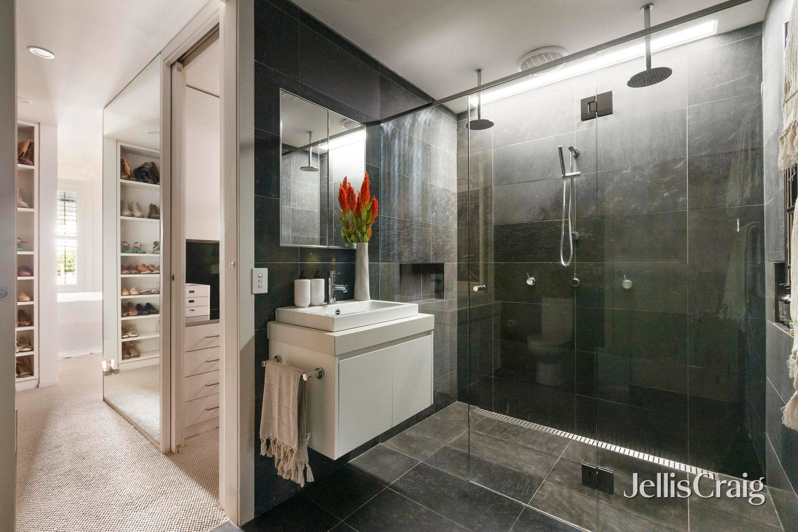 32 Young Street, Albert&nbsp;Park image 13