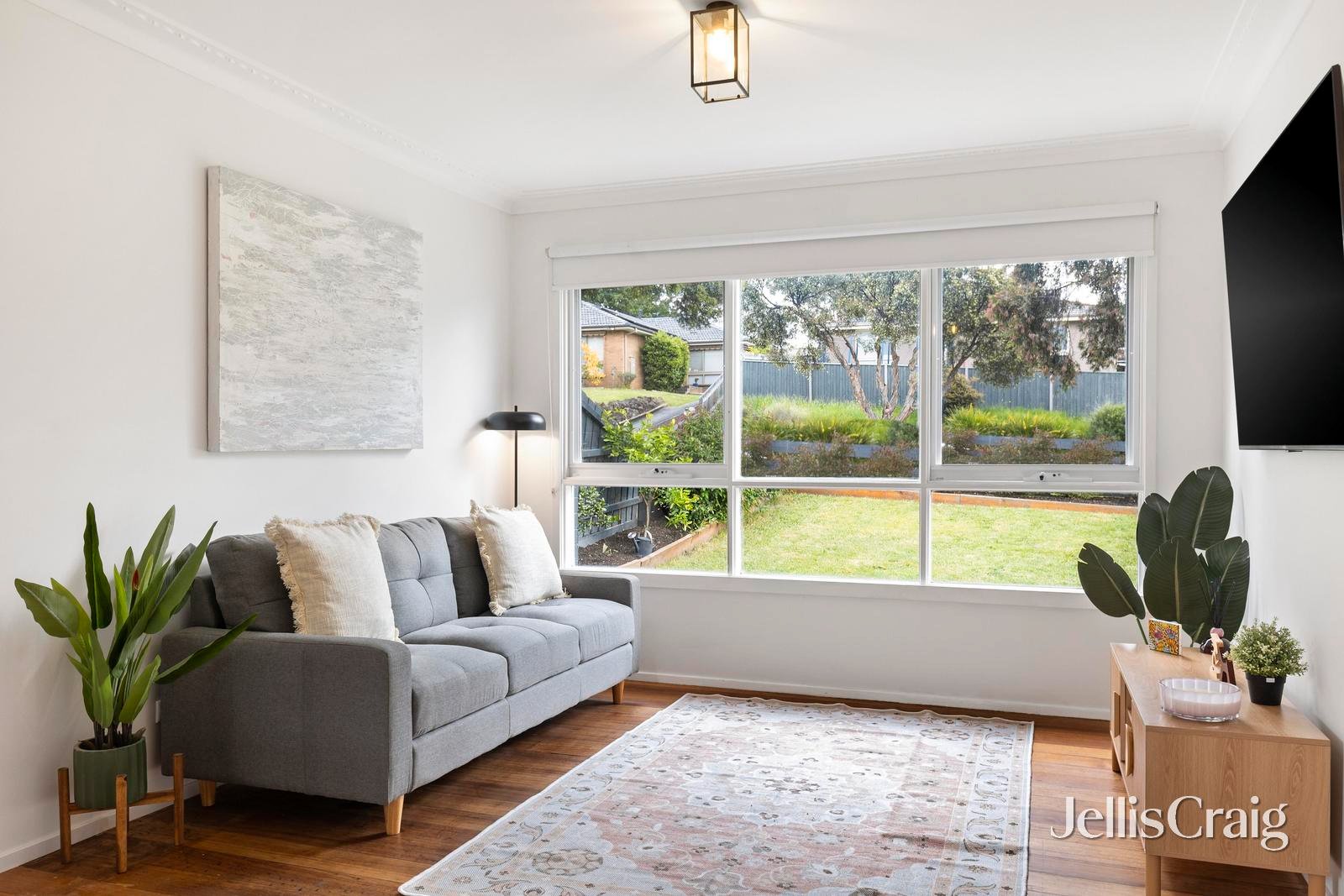 32 Zina Grove, Mooroolbark image 3