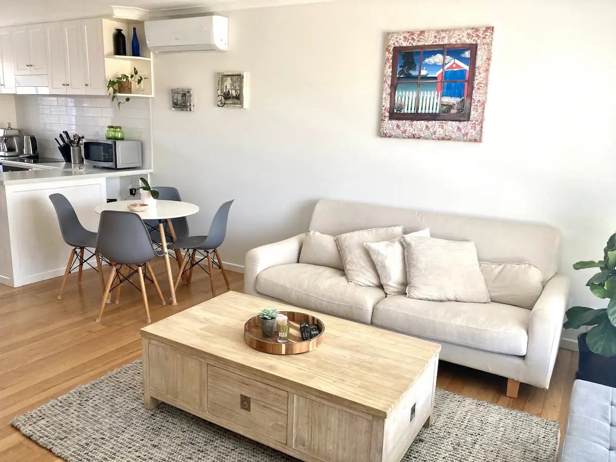 Property Gallery Thumbnail 3