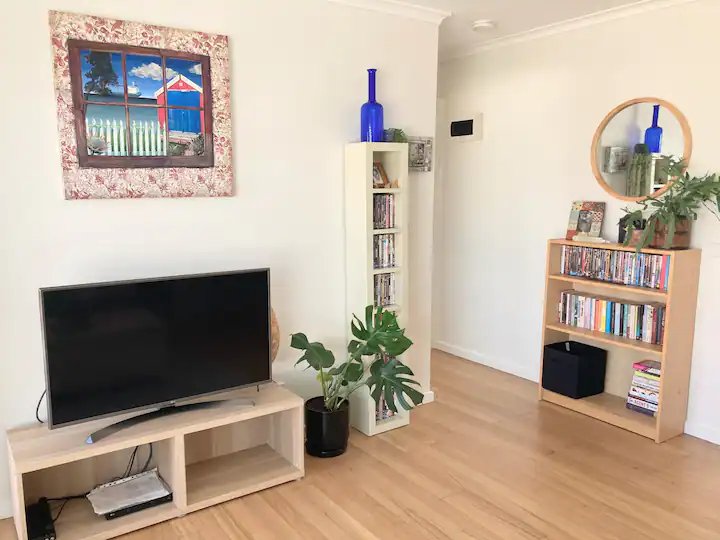 Property Gallery Thumbnail 6