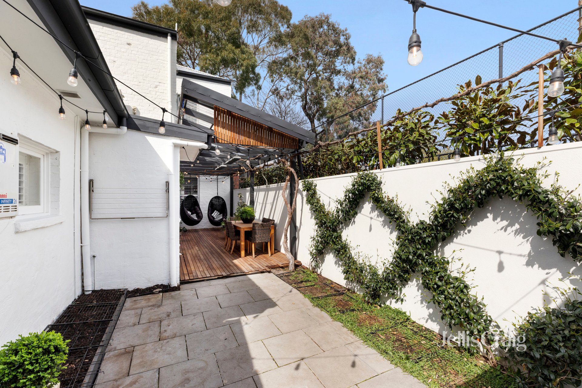 320 Church Street, Richmond image 6
