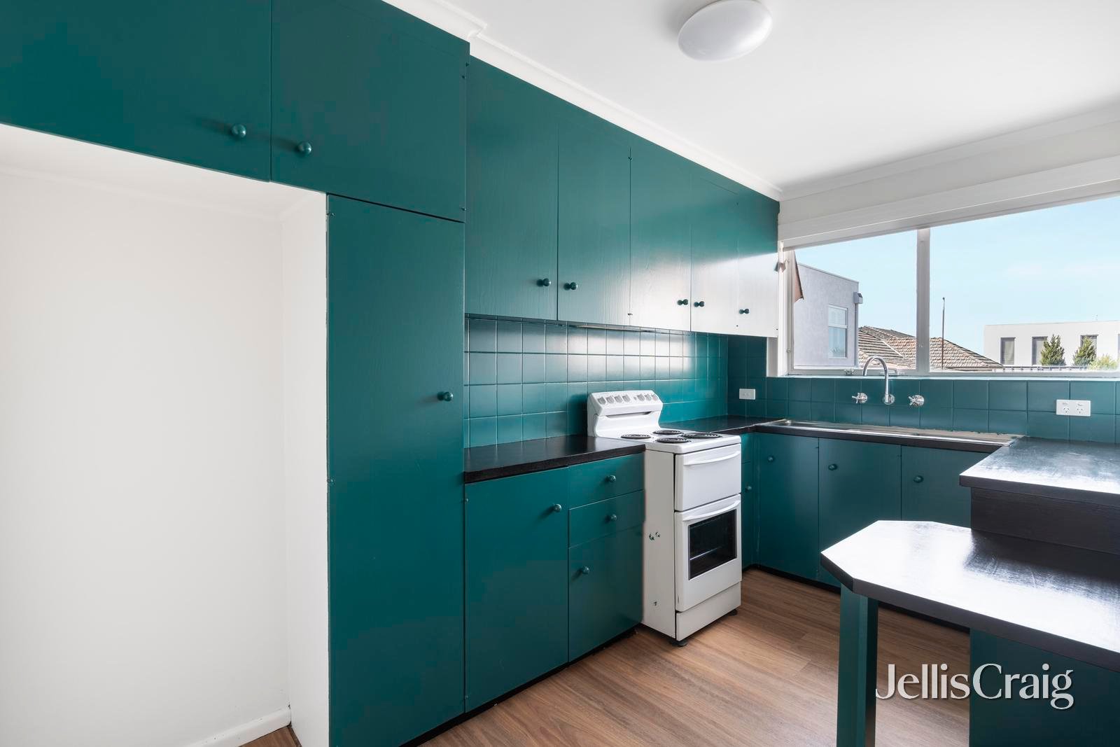 3/20 Fitzgerald Road, Essendon image 5
