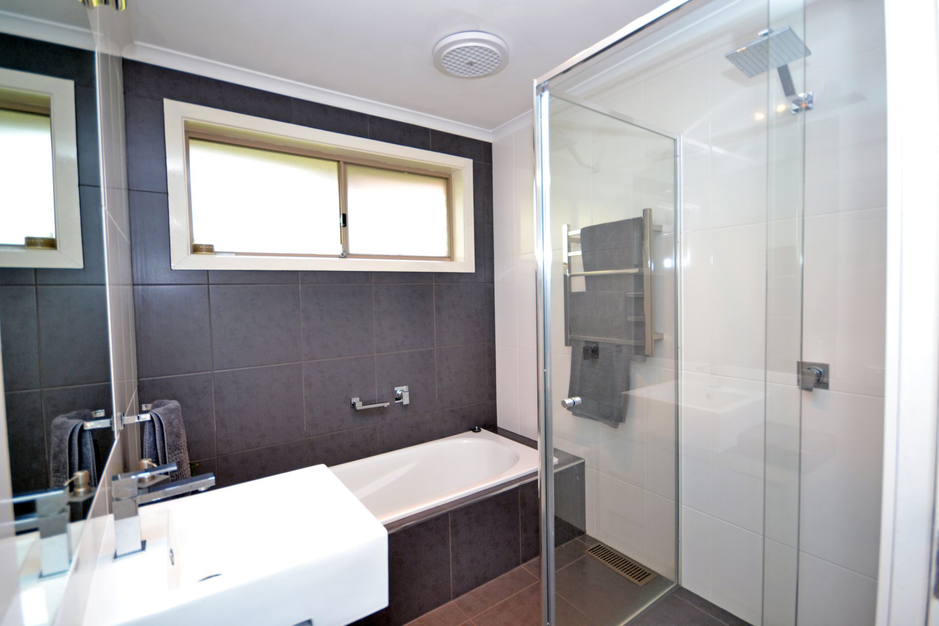 3/20 Ross Road, Croydon image 3