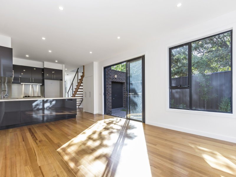 3/20 South Parade, Blackburn image 3