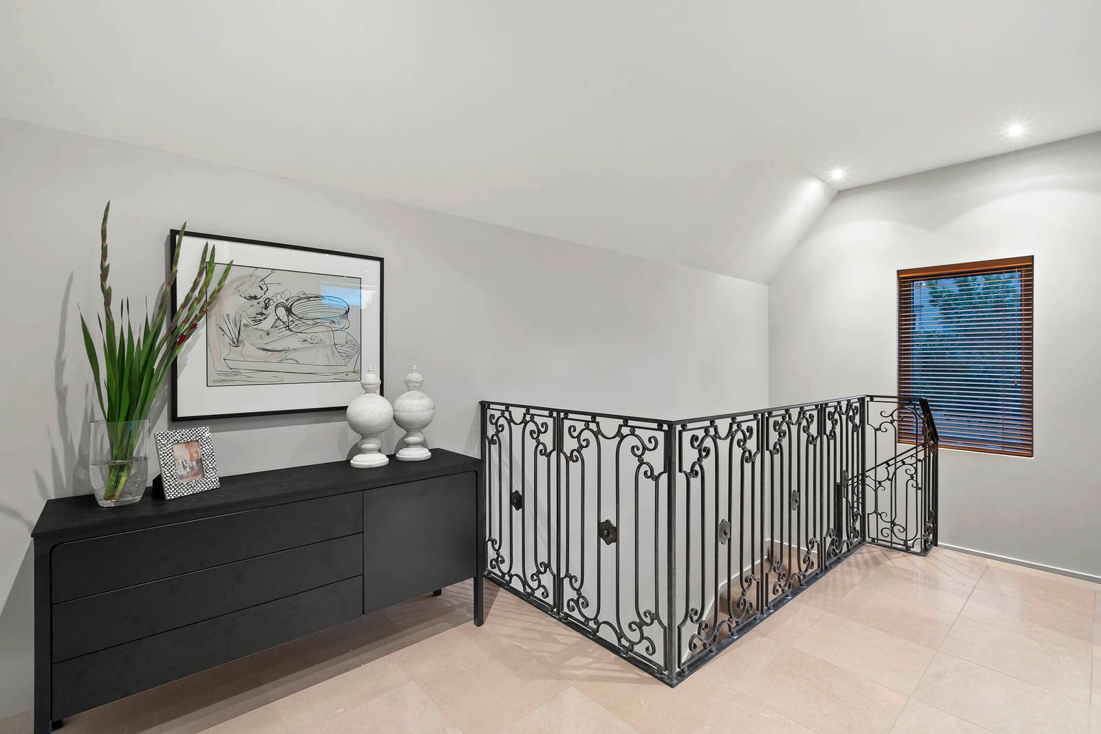 Property Gallery Thumbnail 10