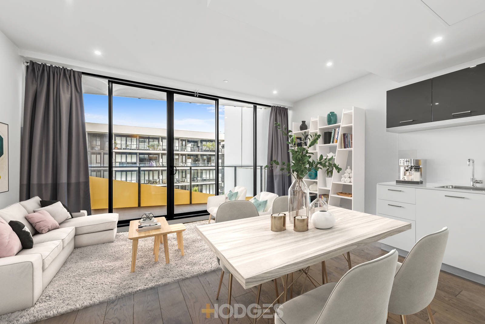 320 / 222 Bay Road Sandringham