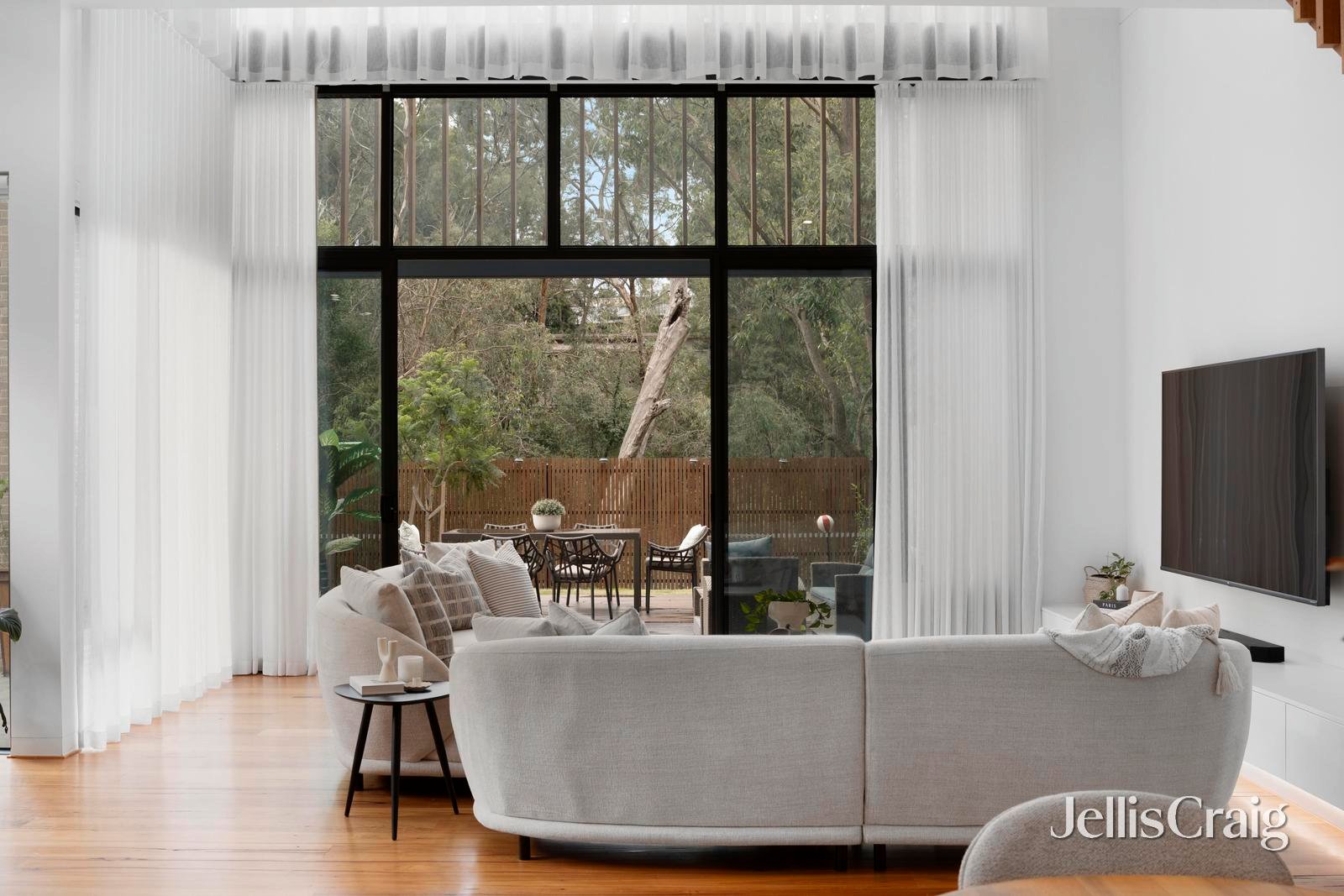 3/203 Canterbury Road, Blackburn image 4