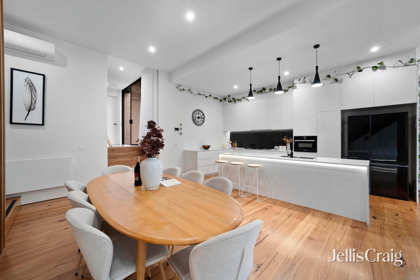 3/203 Canterbury Road, Blackburn image 10