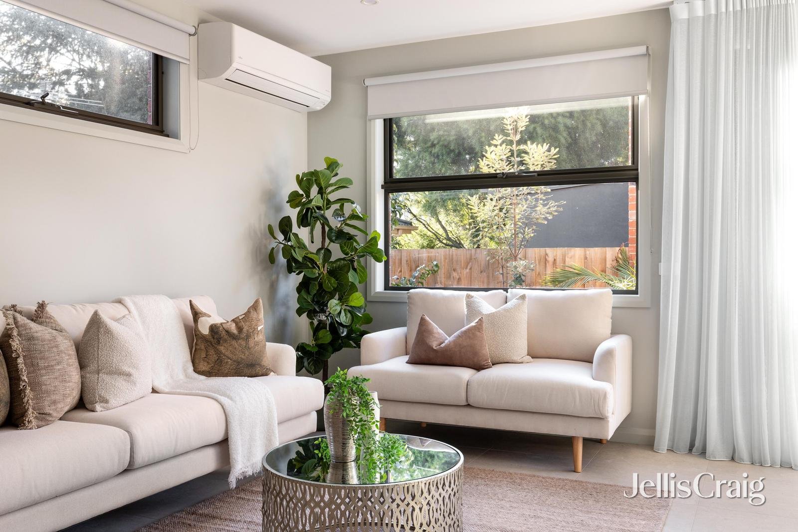 3/203 Nepean Street, Greensborough image 3