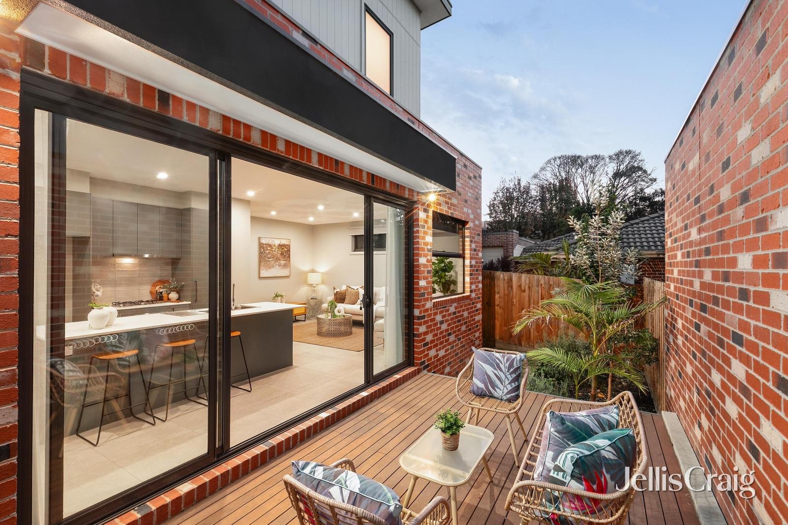 3/203 Nepean Street, Greensborough image 12