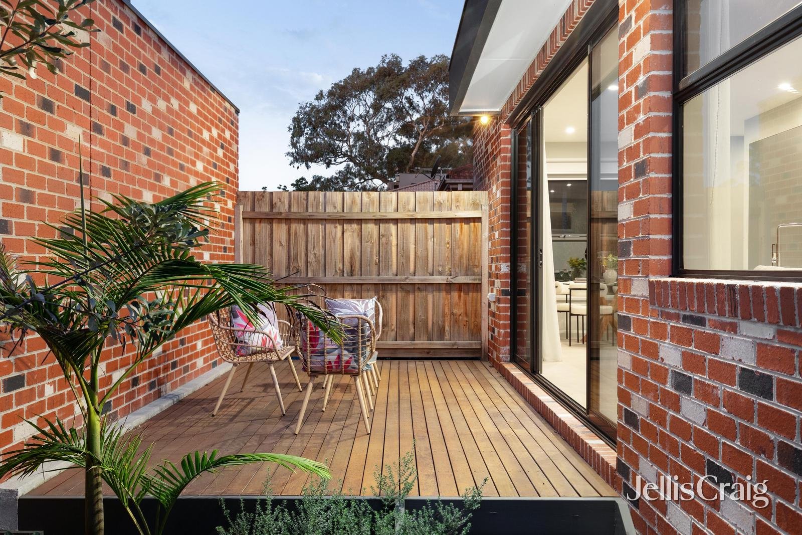 3/203 Nepean Street, Greensborough image 13