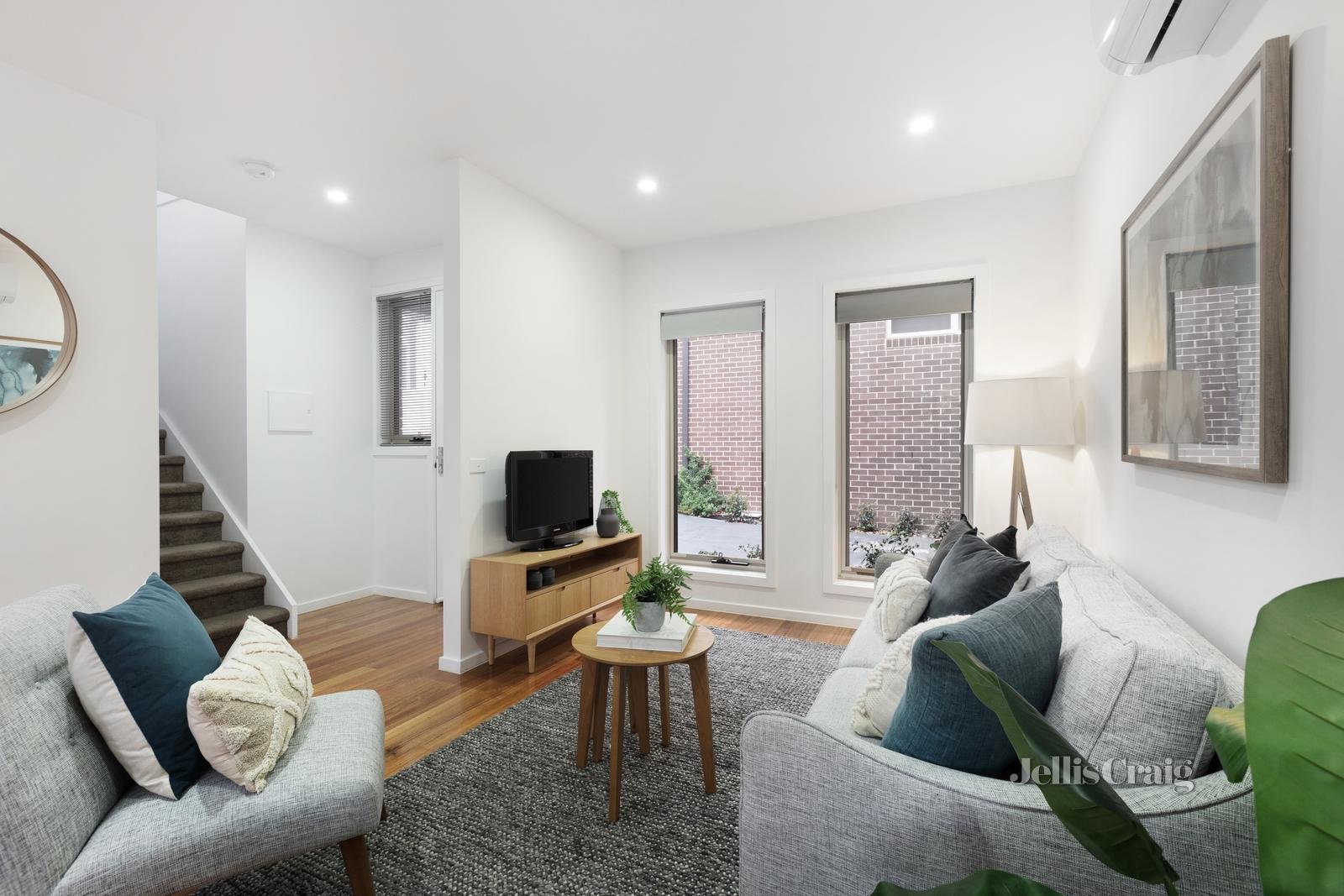 3/204 Hawthorn Road, Vermont South image 2