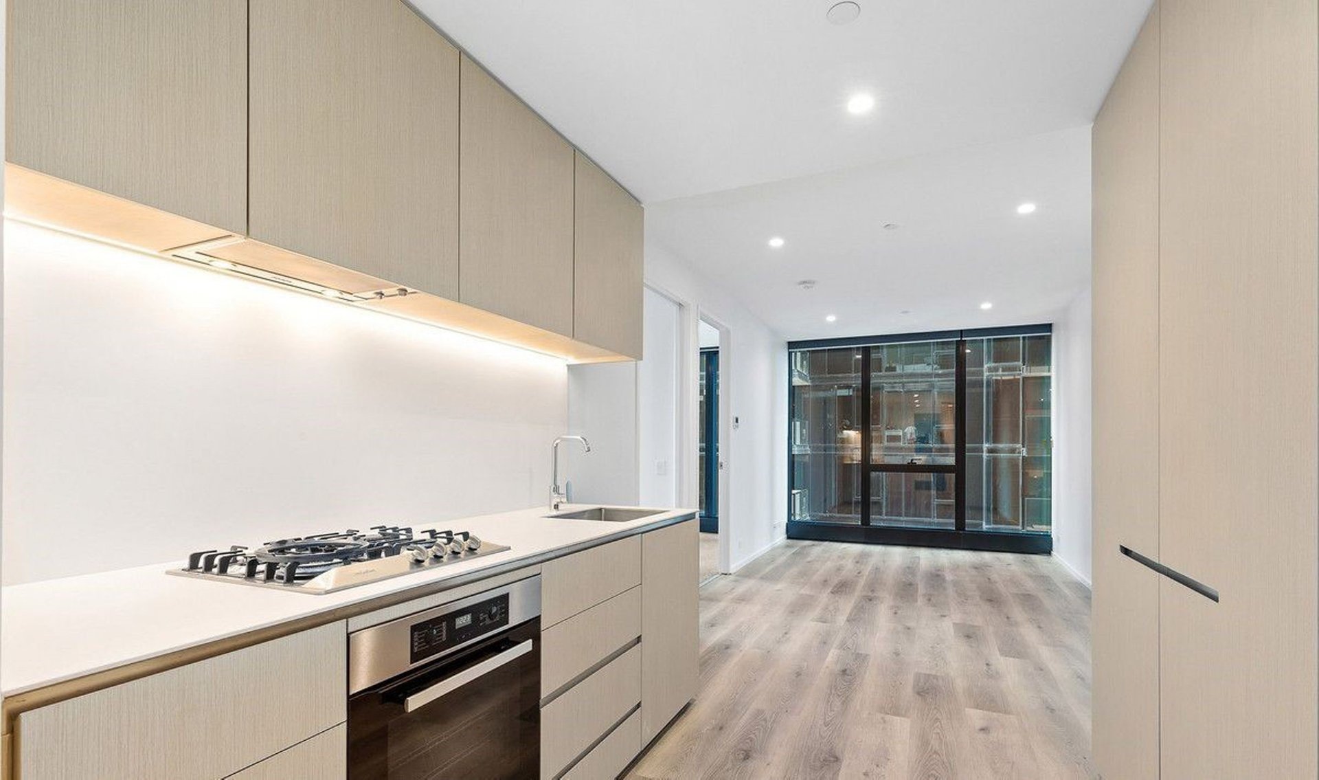 Property Gallery - Main Image