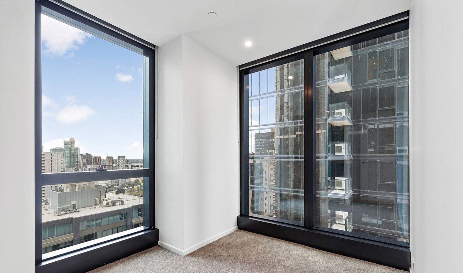 Property Gallery Thumbnail 4