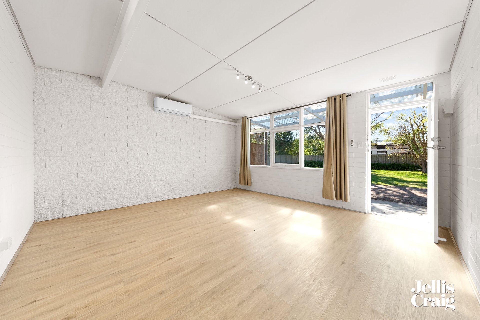 3/207 Dromana Parade, Safety&nbsp;Beach image 5