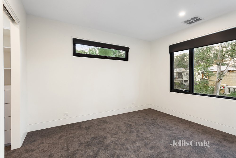 3/207 Rattray Road, Montmorency image 6