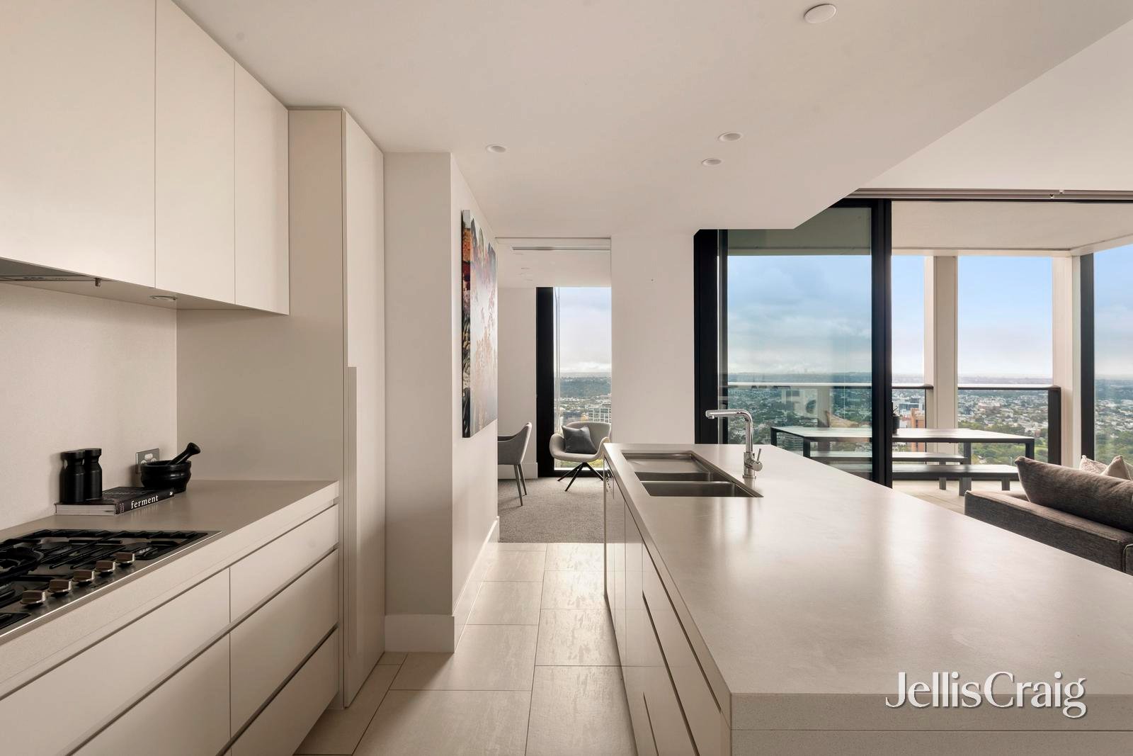 3207/35 Spring Street, Melbourne image 5