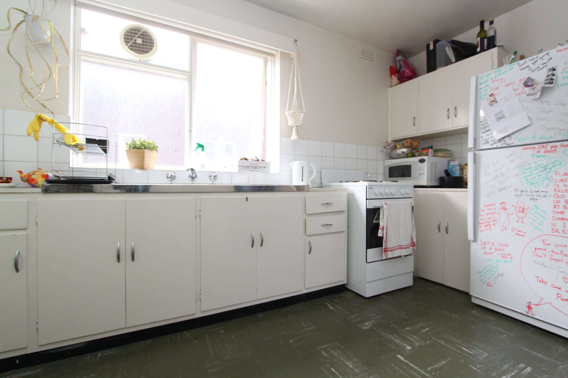 Property Gallery Thumbnail 9