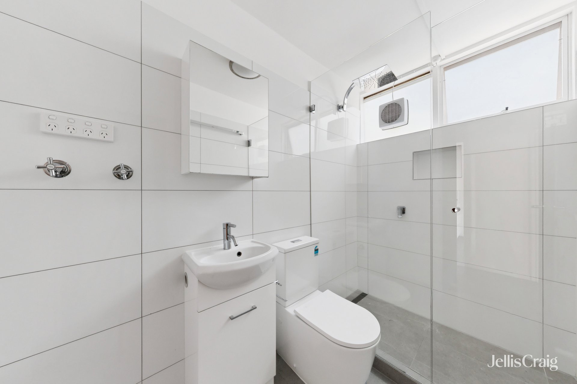 3/209-213 Maribyrnong Road, Ascot&nbsp;Vale image 13