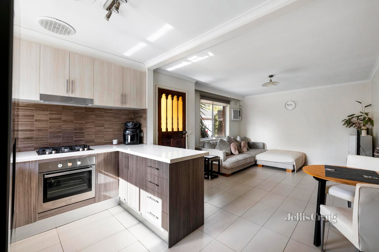 3/21-23 Kinross Street, Hampton East image 4