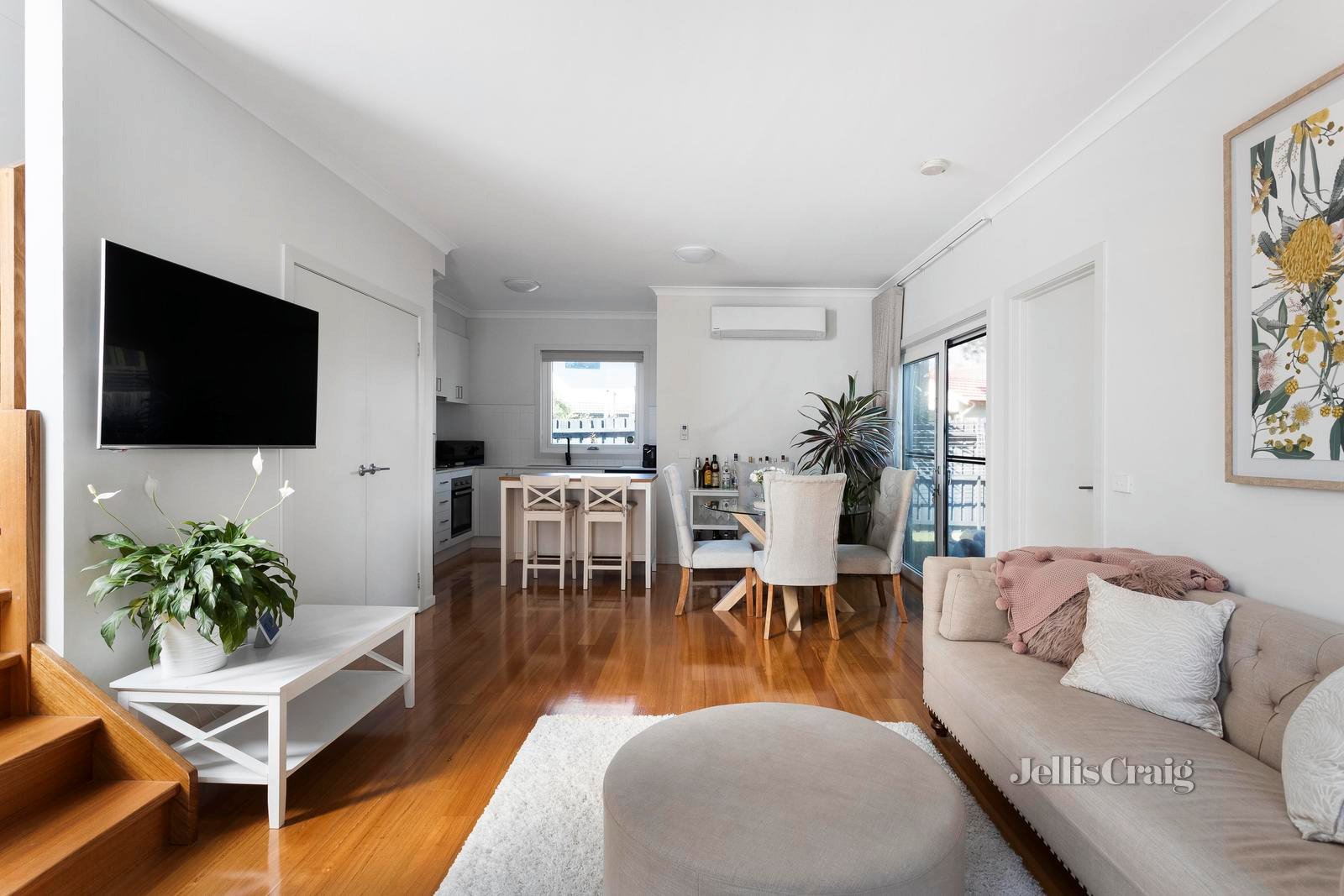3/21 Carbeena Parade, Heidelberg West image 2