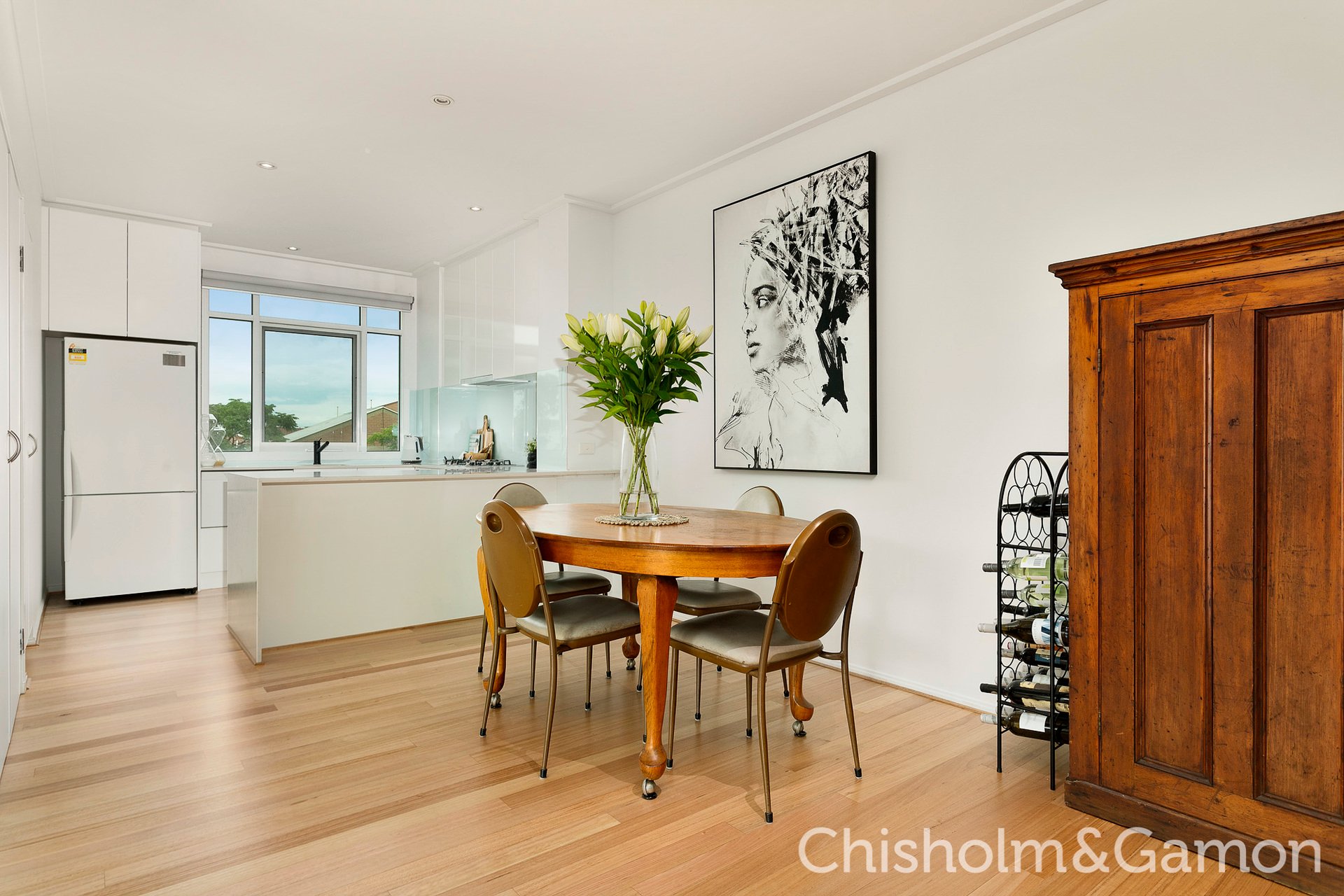 32/1 Graham Street, Port Melbourne image 6
