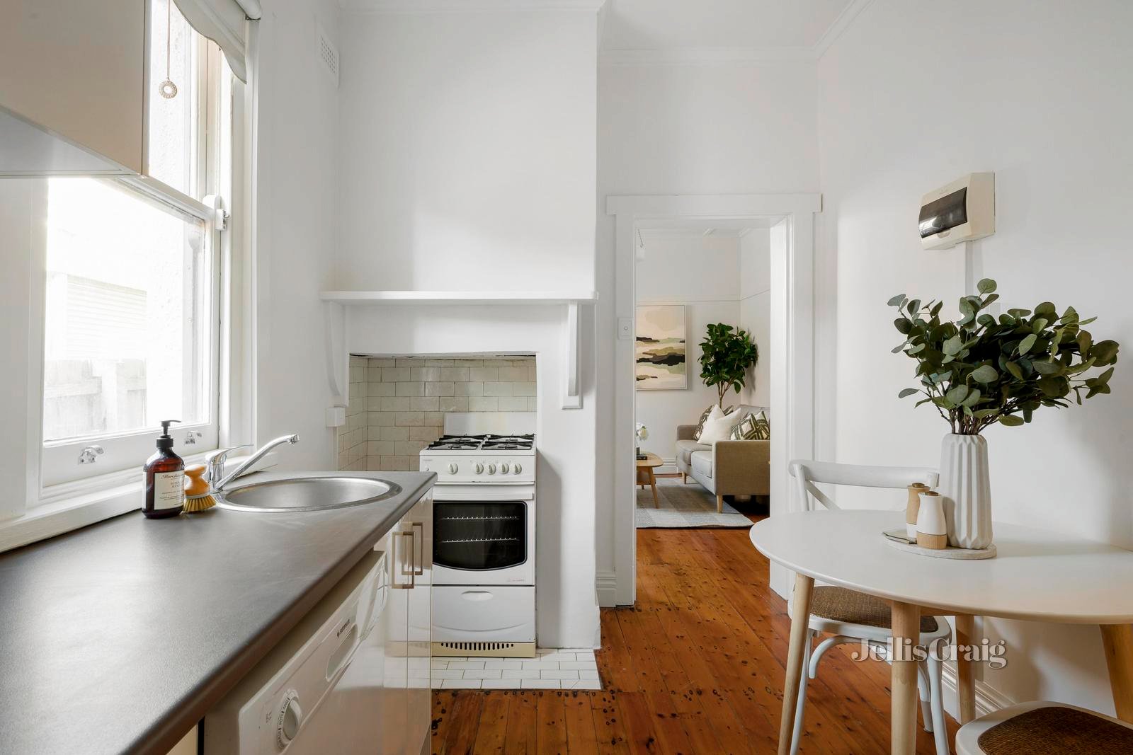 3/21 Hotham Street, East Melbourne image 6