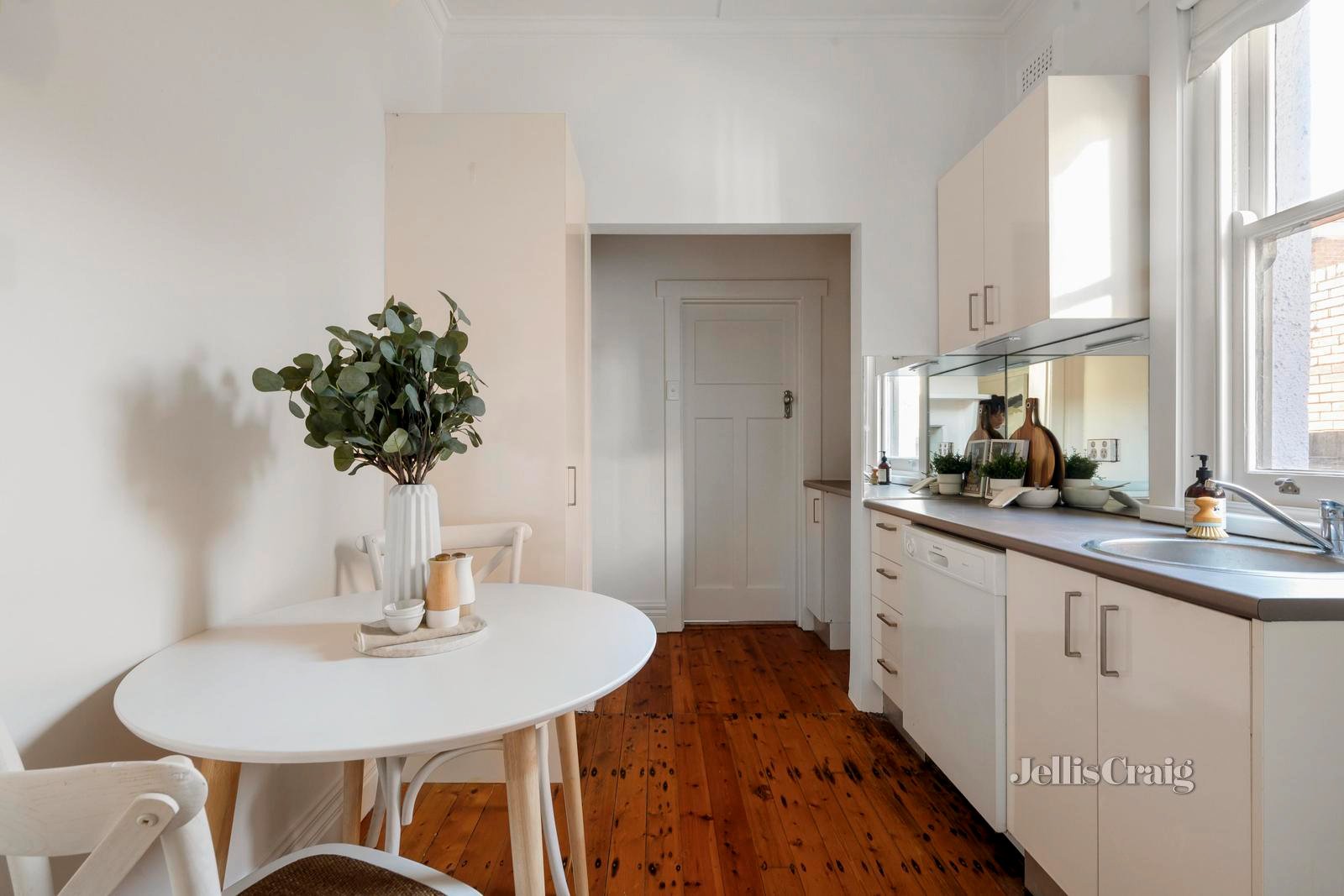 3/21 Hotham Street, East Melbourne image 7