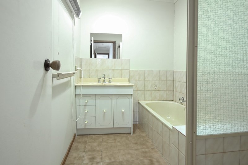 Property Gallery Thumbnail 6