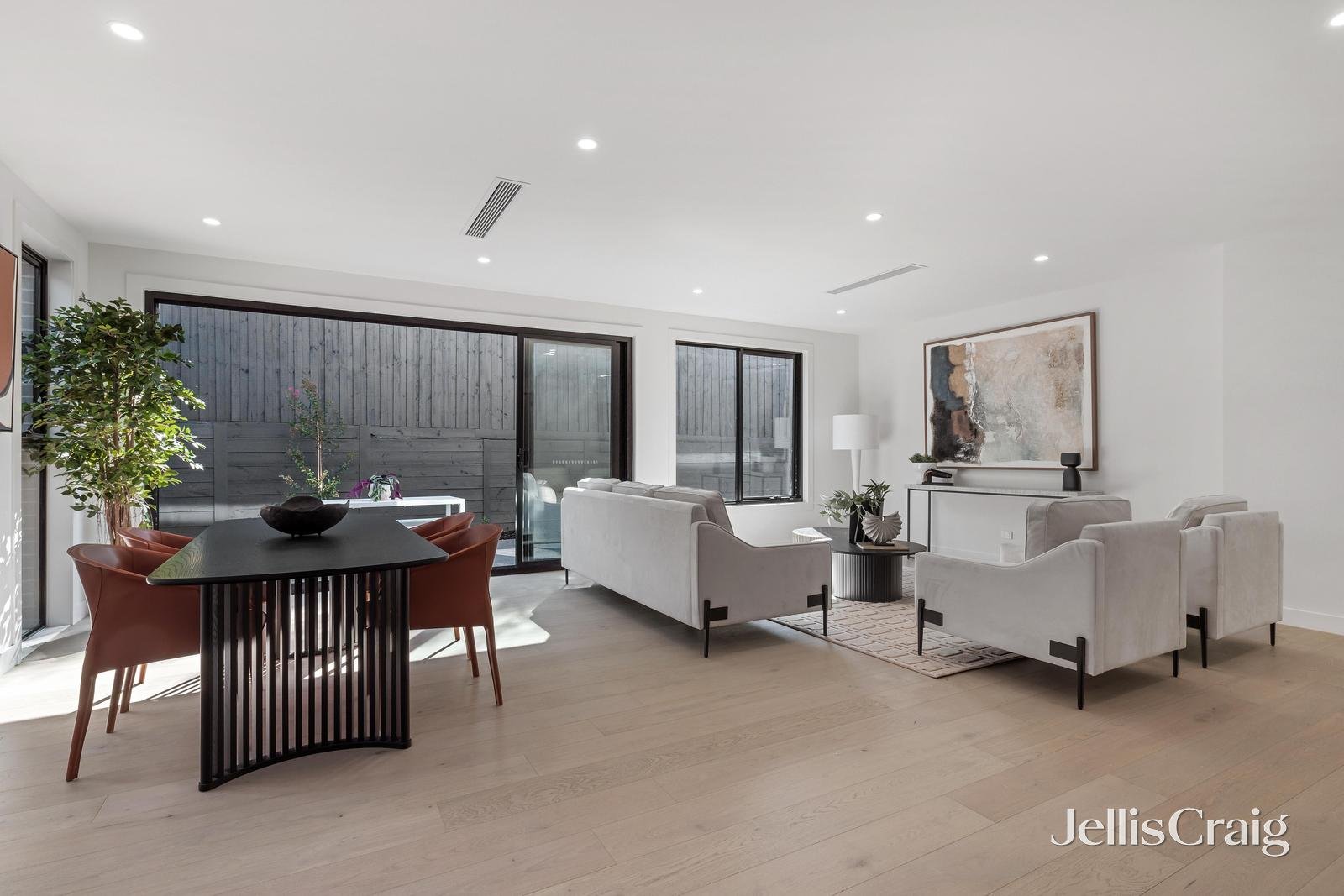 3/21 Inverell Avenue, Mount Waverley image 3