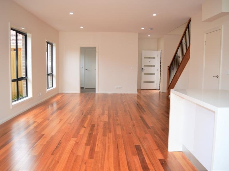 3/21 Law Street, Heidelberg Heights image 6