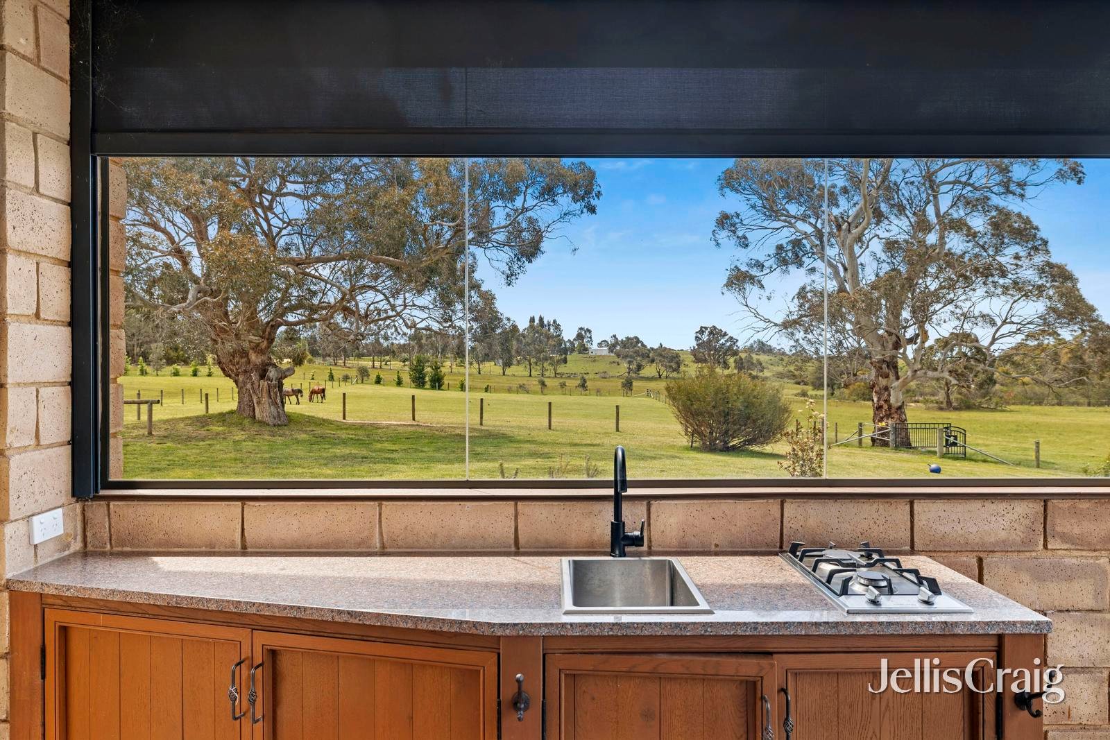321 Old Drummond Road, Taradale image 6