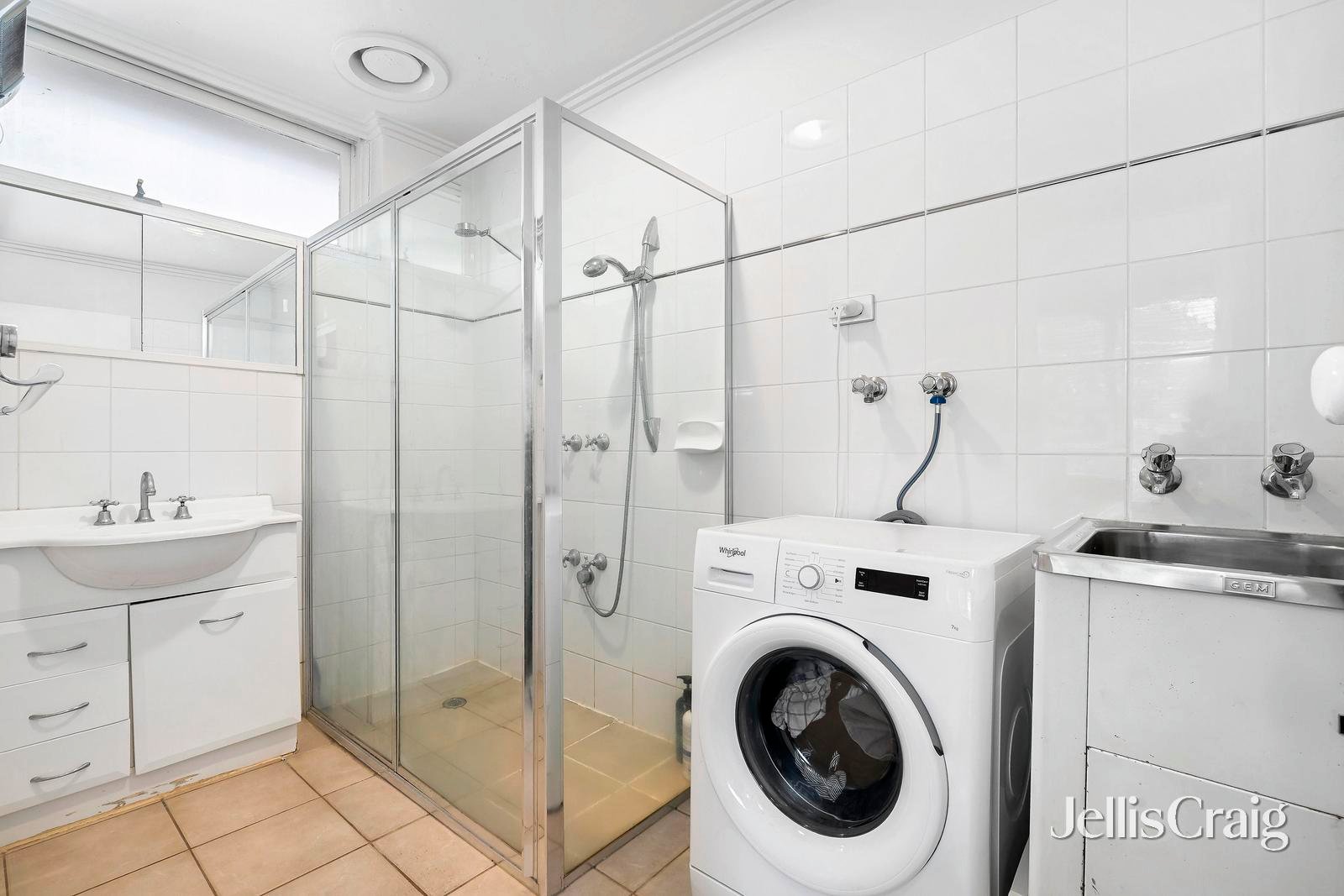 3/21 Rothesay Avenue, Elwood image 6