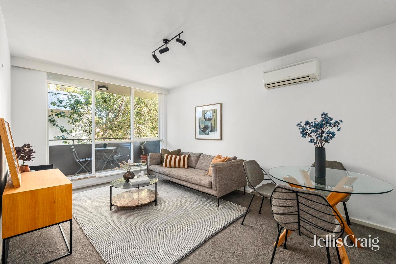 3/211 Brighton Road, Elwood image 4