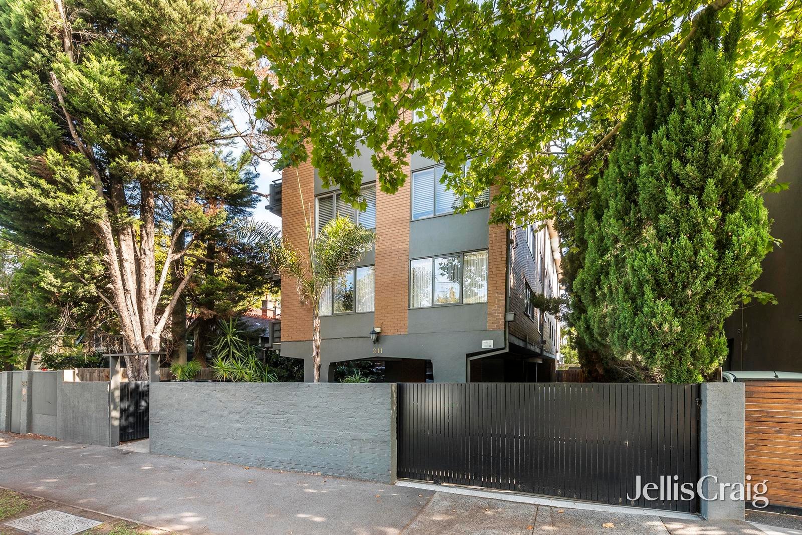 3/211 Brighton Road, Elwood image 10