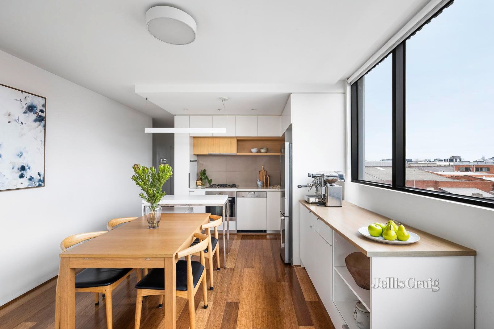 321/11 Flockhart Street, Abbotsford image 4