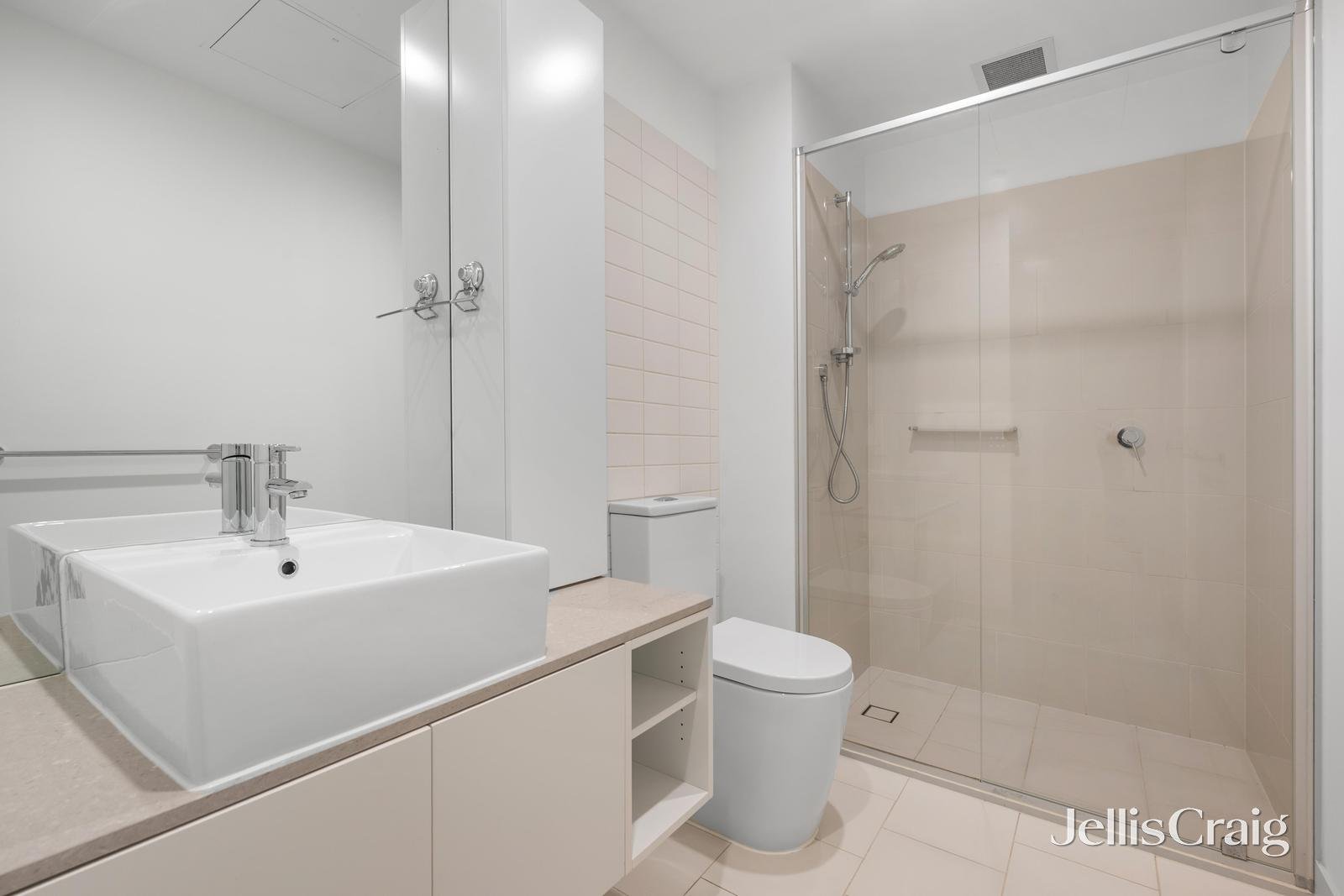 321/251 Canterbury Road, Forest Hill image 5