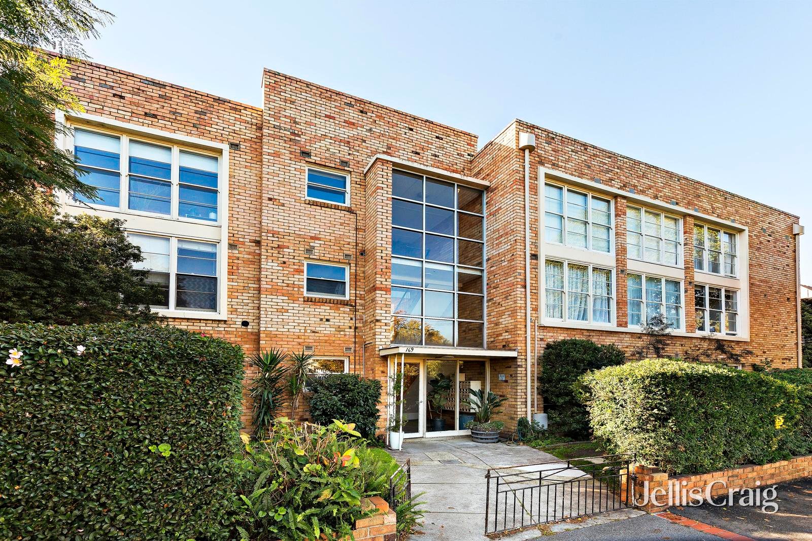32/169 Ormond Road, Elwood image 1
