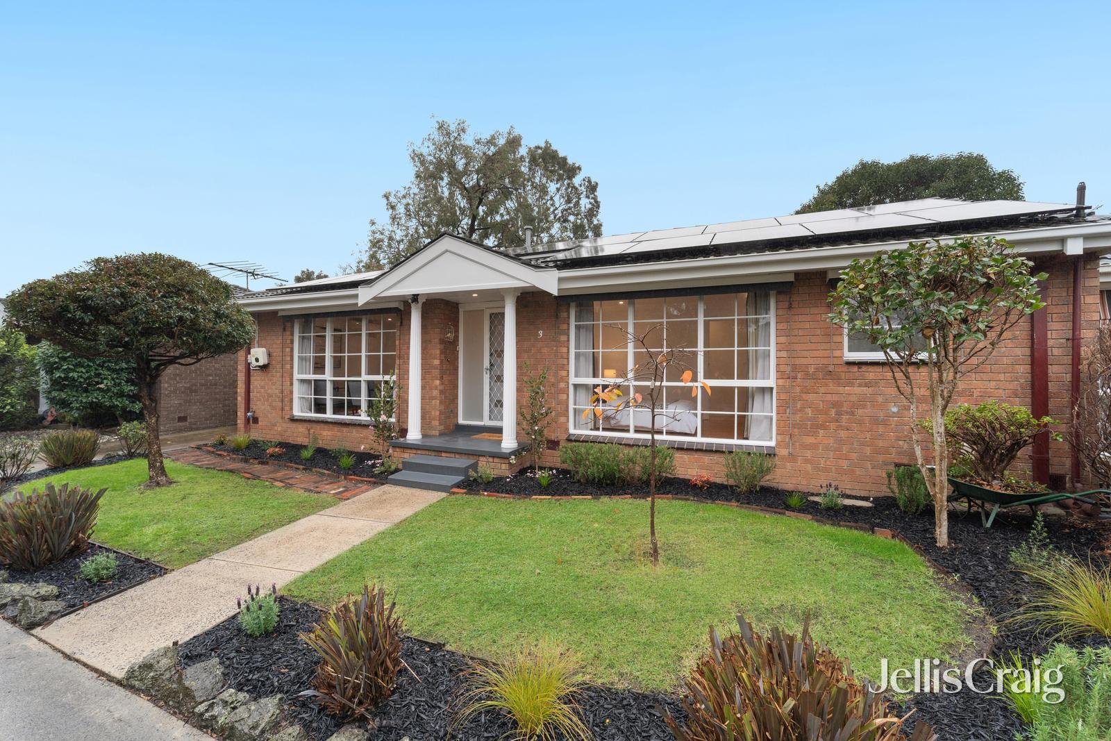 3/217 Springvale Road, Nunawading image 1